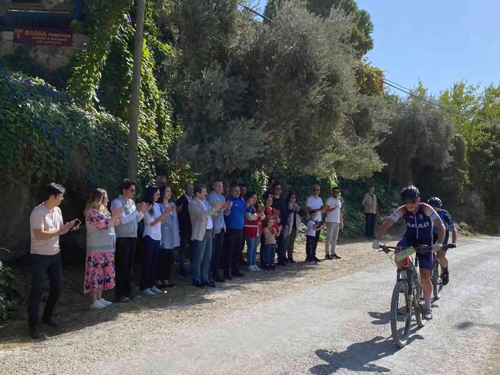 Uluslararası dağ bisikleti yarışmasının ödülleri verildi