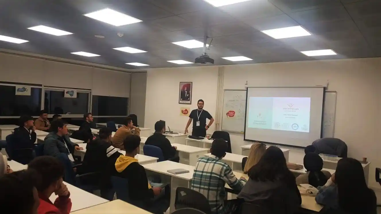 Üniversite öğrencilerinin Vocathlon University: Temel Girişimcilik Kampı sona erdi