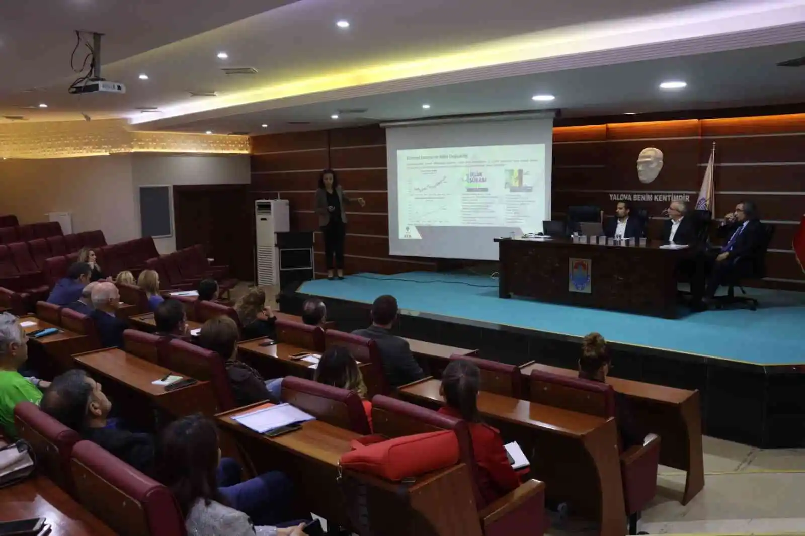 Yalova Belediyesi’nde İklim Çalıştayı yapıldı
