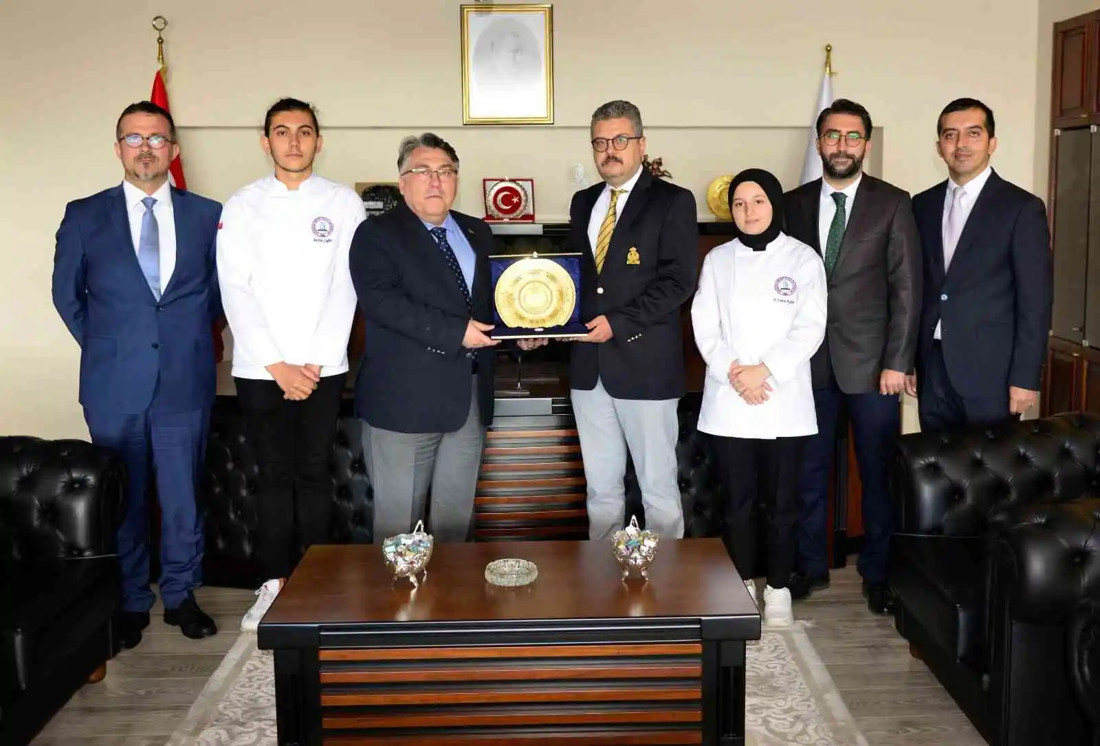 Yarışma birincisi Aşçılık Programı öğrencilerinden Özölçer'e ziyaret