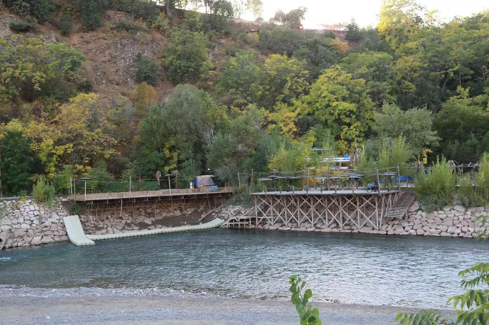 Yazın nüfusu 6 katına çıkan Tunceli sessizliğe büründü