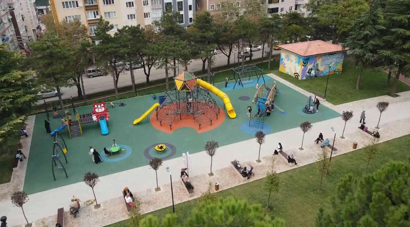 Yıldırım’ın çehresi parklarla güzelleşiyor