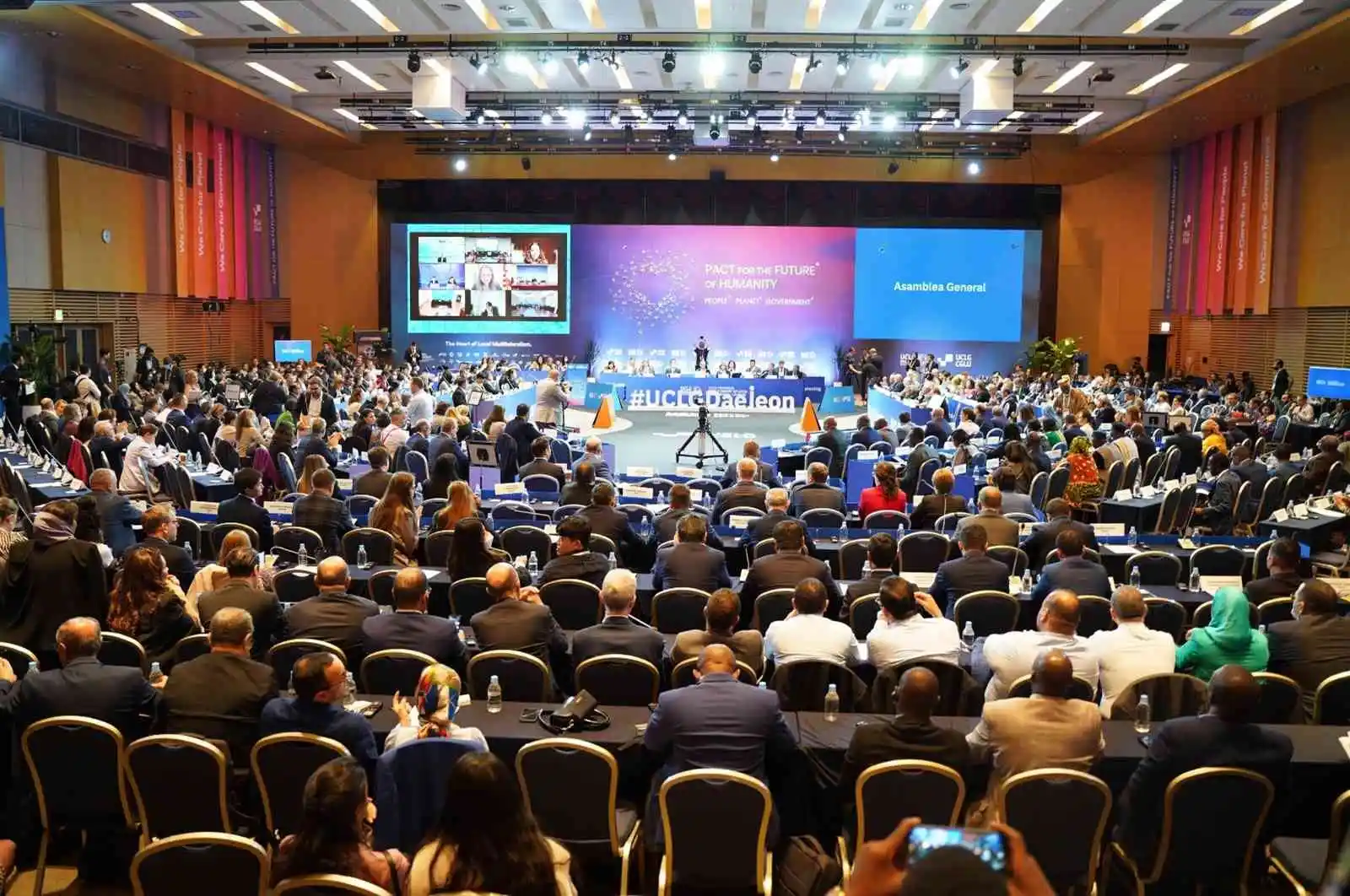 Yücel Yılmaz, UCLG Dünya Kongresi’nde