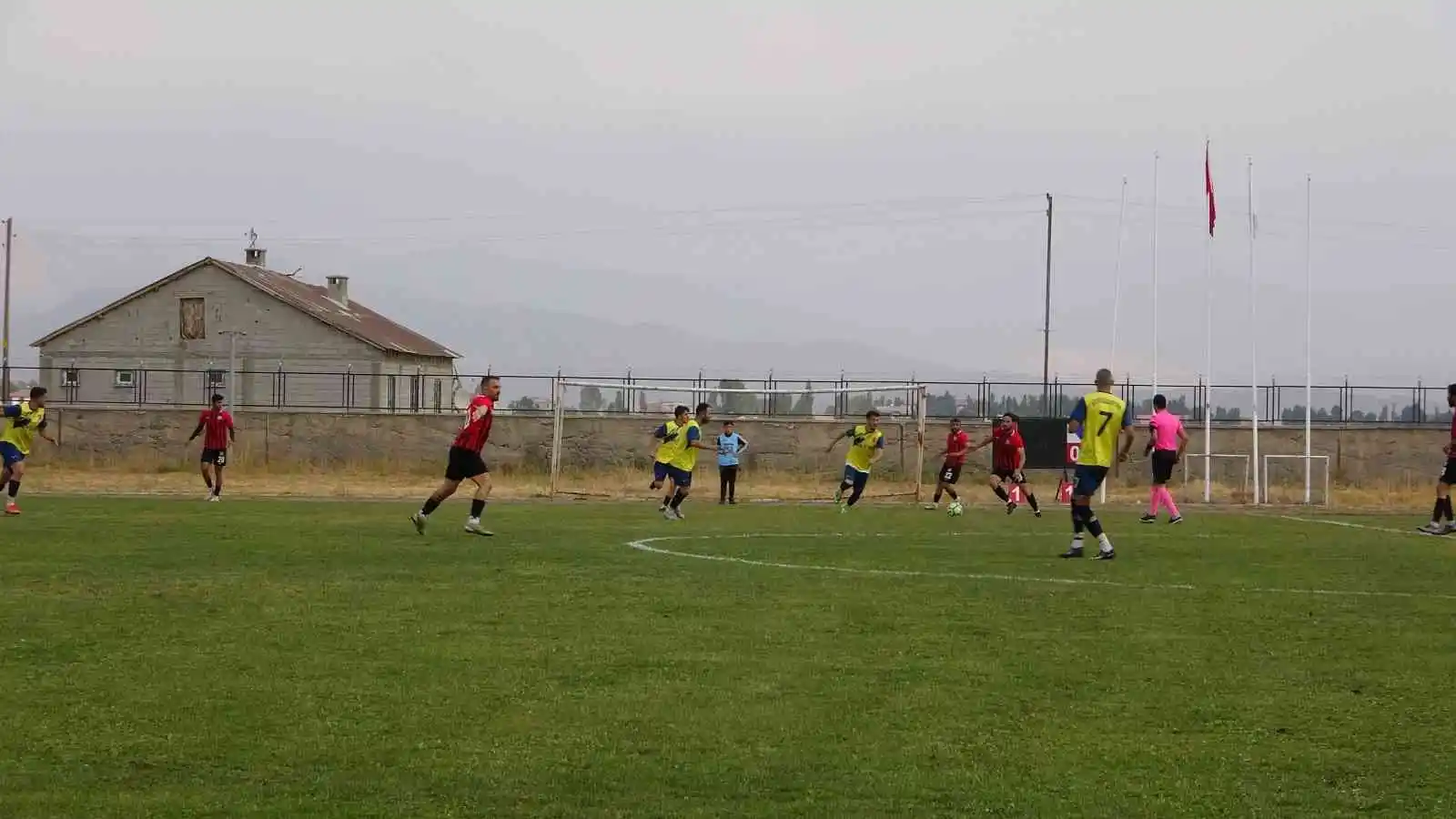 Yüksekova Belediye Spor: 1 -Bitlis Özgüzeldere Spor: 1
