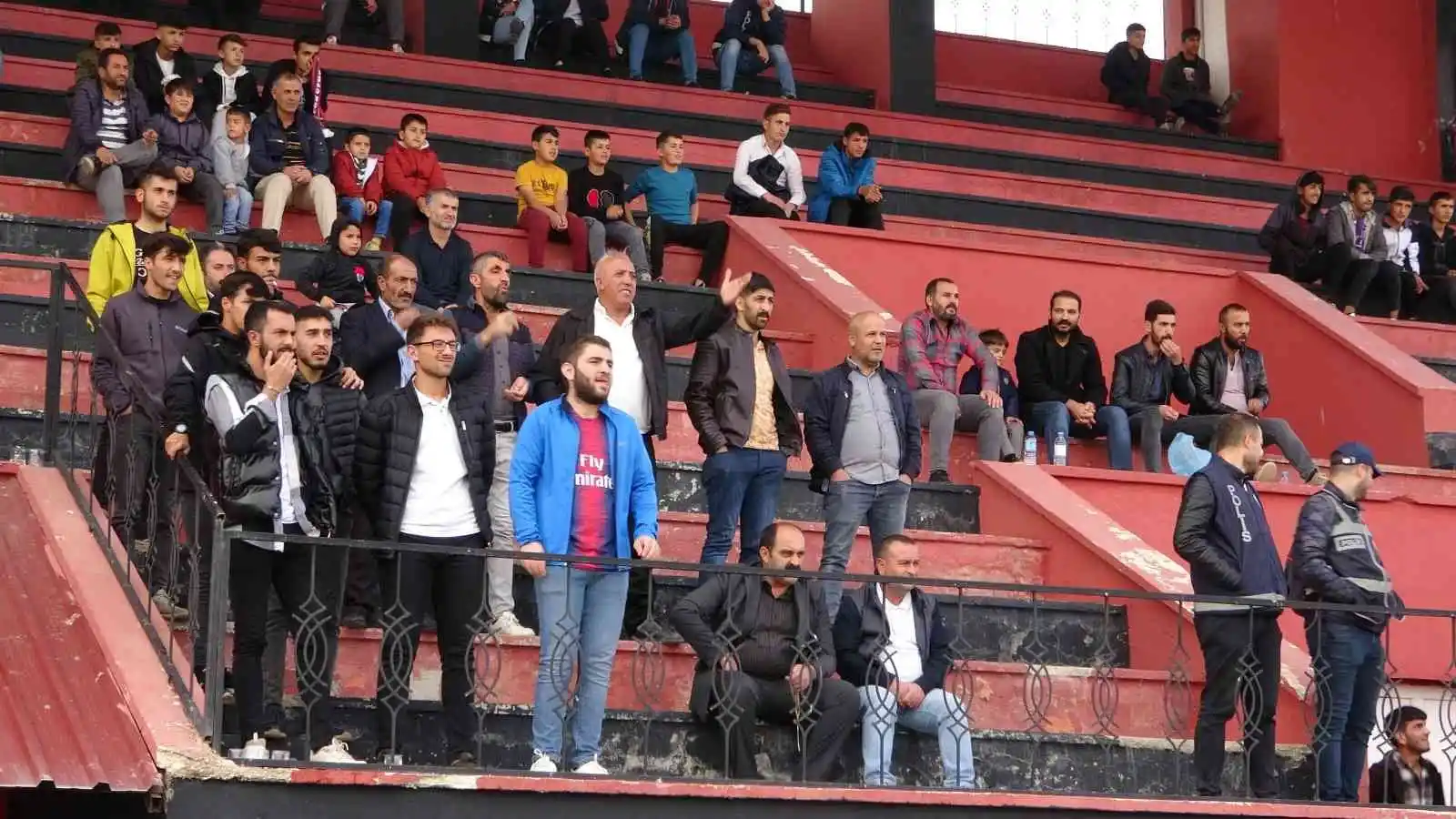 Yüksekova Belediye Spor: 1 -Bitlis Özgüzeldere Spor: 1
