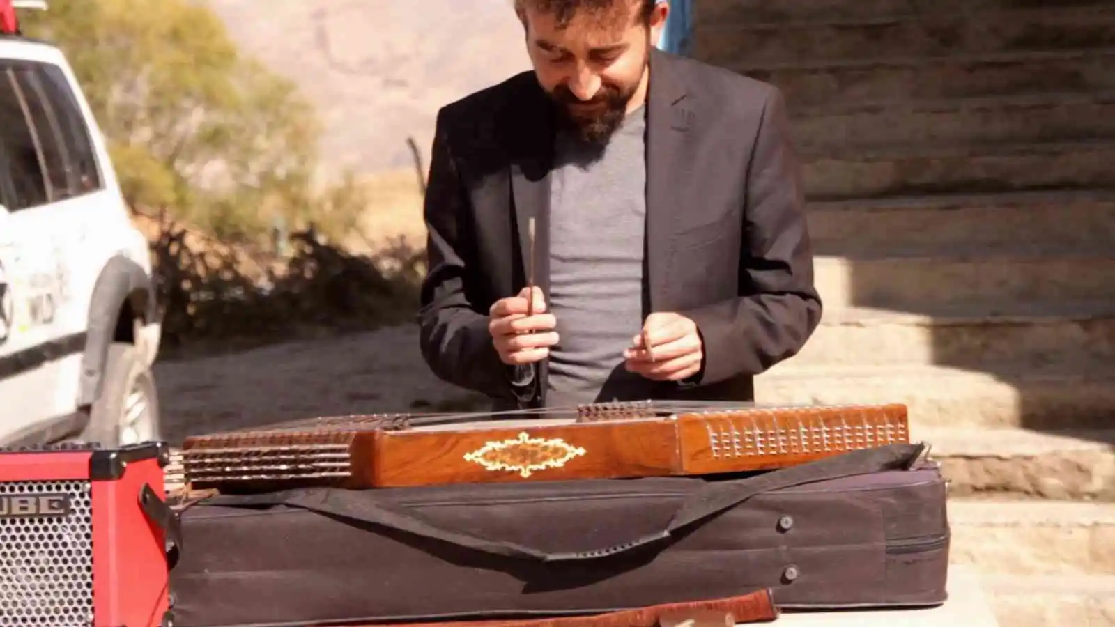 Yüksekova’da ‘29 Ekim Cumhuriyet Bayramı’ Santur’la kutlandı