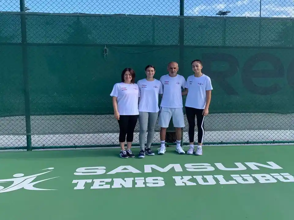 Zonguldak Tenis Deniz Spor Kulübü Samsun'da şampiyon oldu