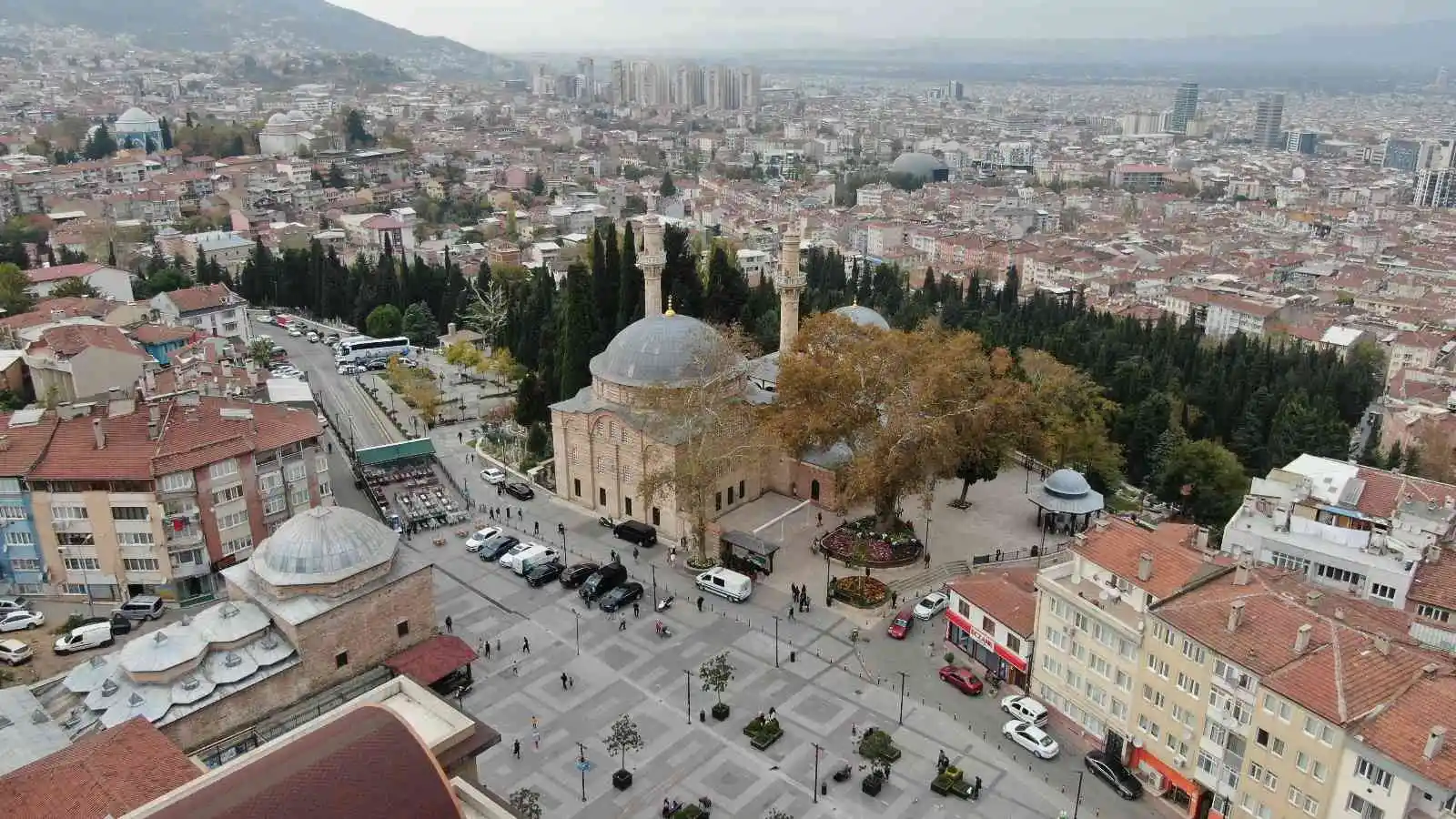 300 yıllık mumlar yerine kondu
