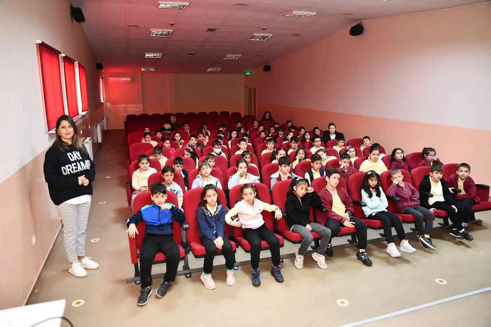 46 okulda 2 bin 794 öğrenciye iklim değişikliği ve enerji yönetimi eğitimi