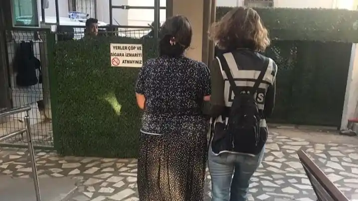 61 yıl hapis cezası ile aranan pazaryeri hırsızı yakalandı
