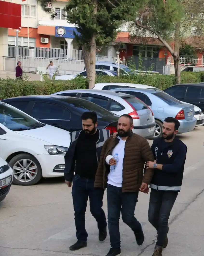 Adana'da akrabasının evinde öldürülmüştü, cinayet zanlısı tutuklandı
