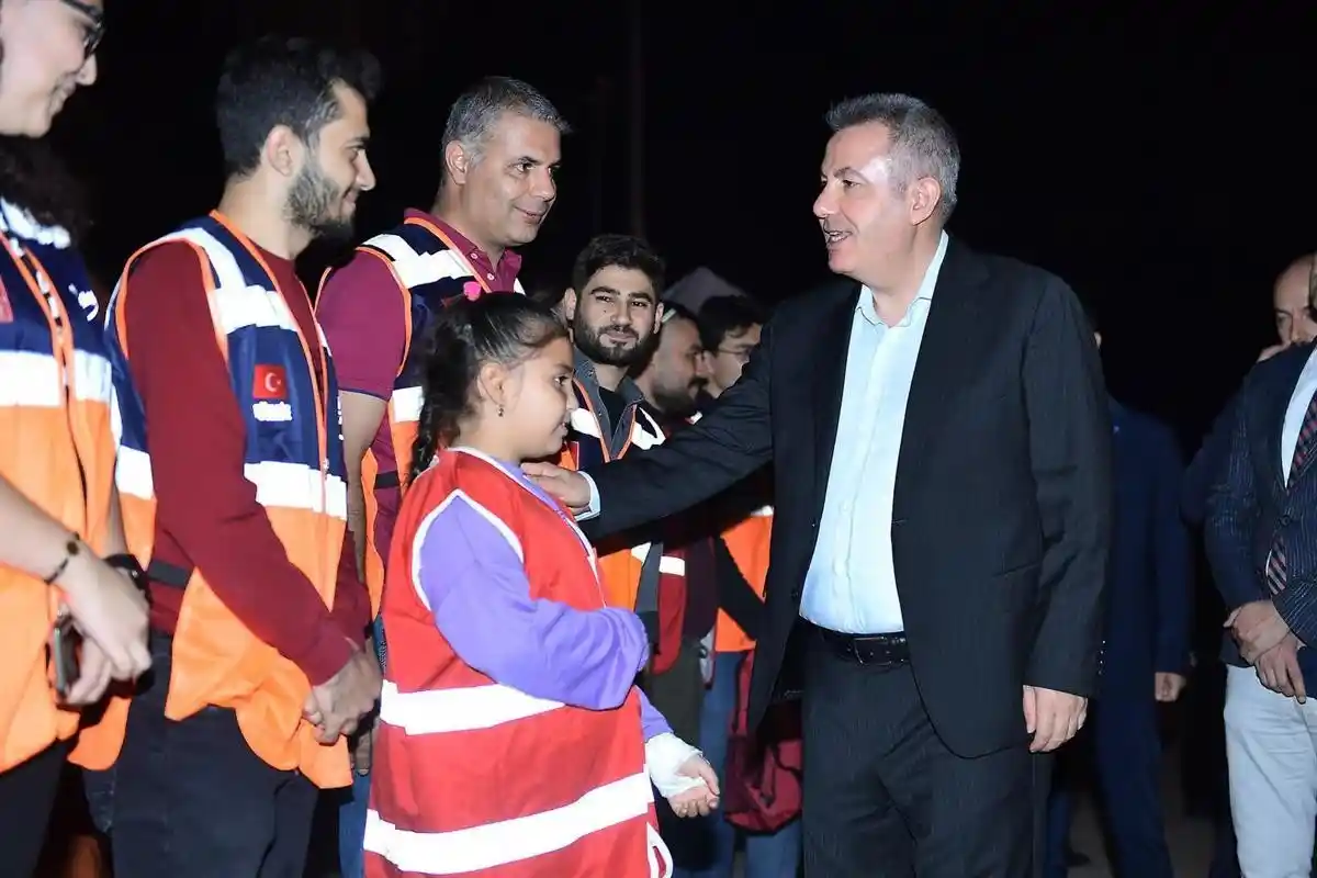 Adana'da "Çök-Kapan-Tutun" tatbikatı