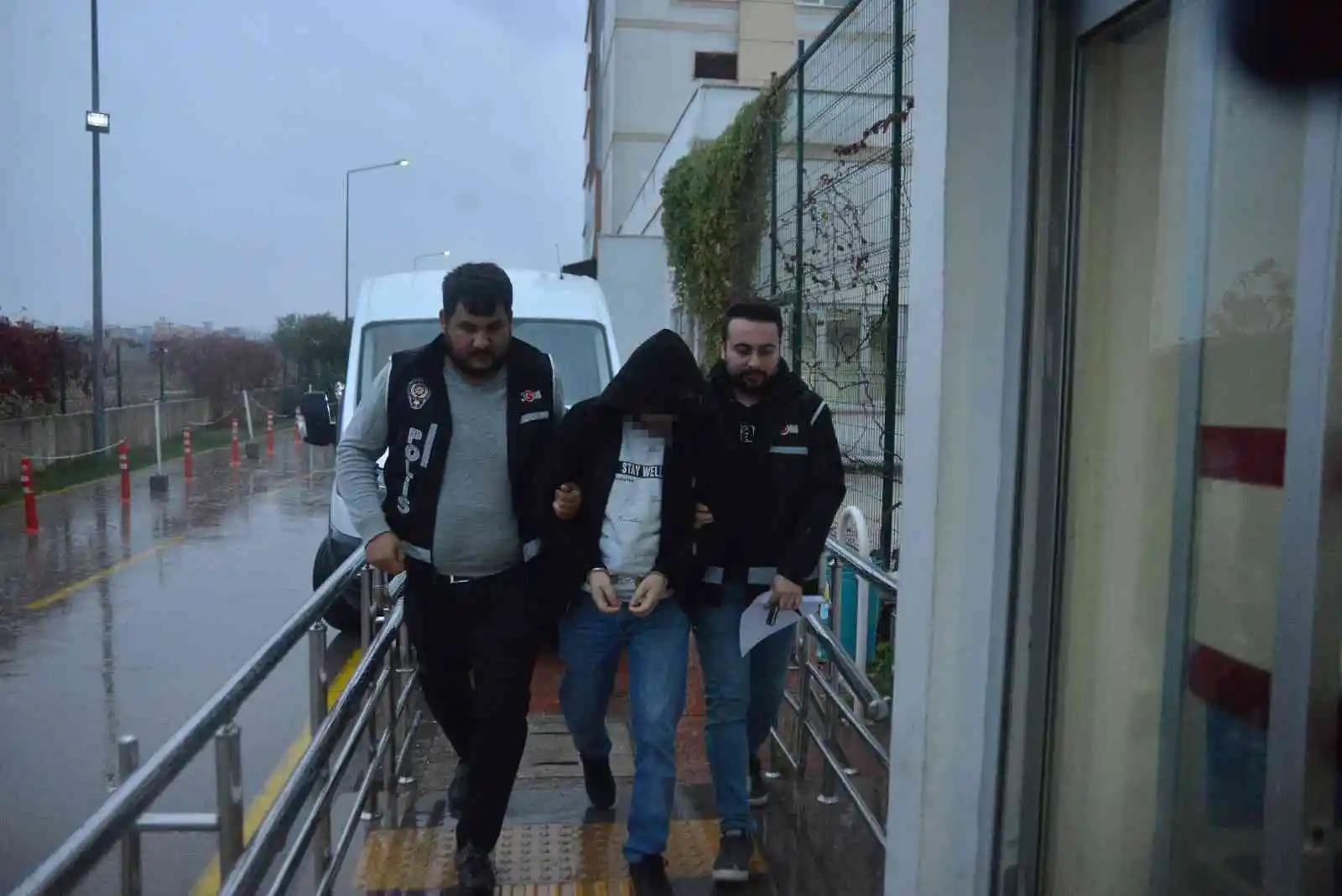 Adana’da organize suç örgütü operasyonu

