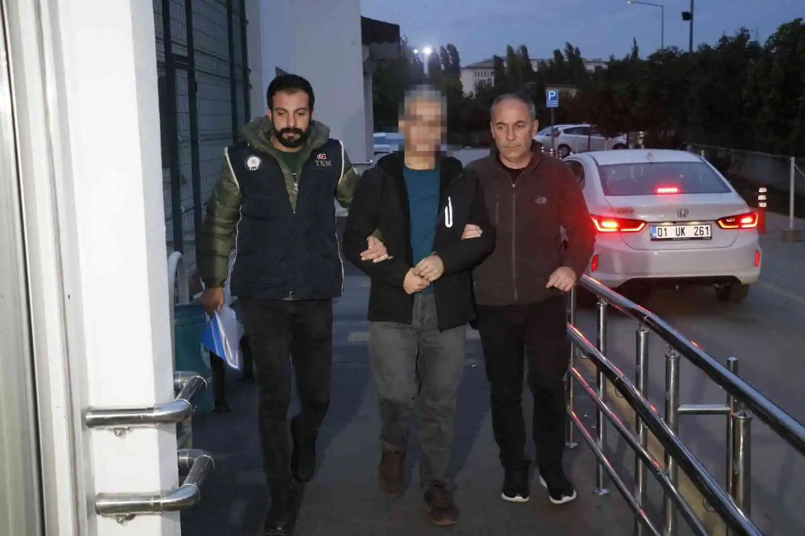 Adana merkezli 7 ilde FETÖ operasyonu: 75 gözaltı kararı