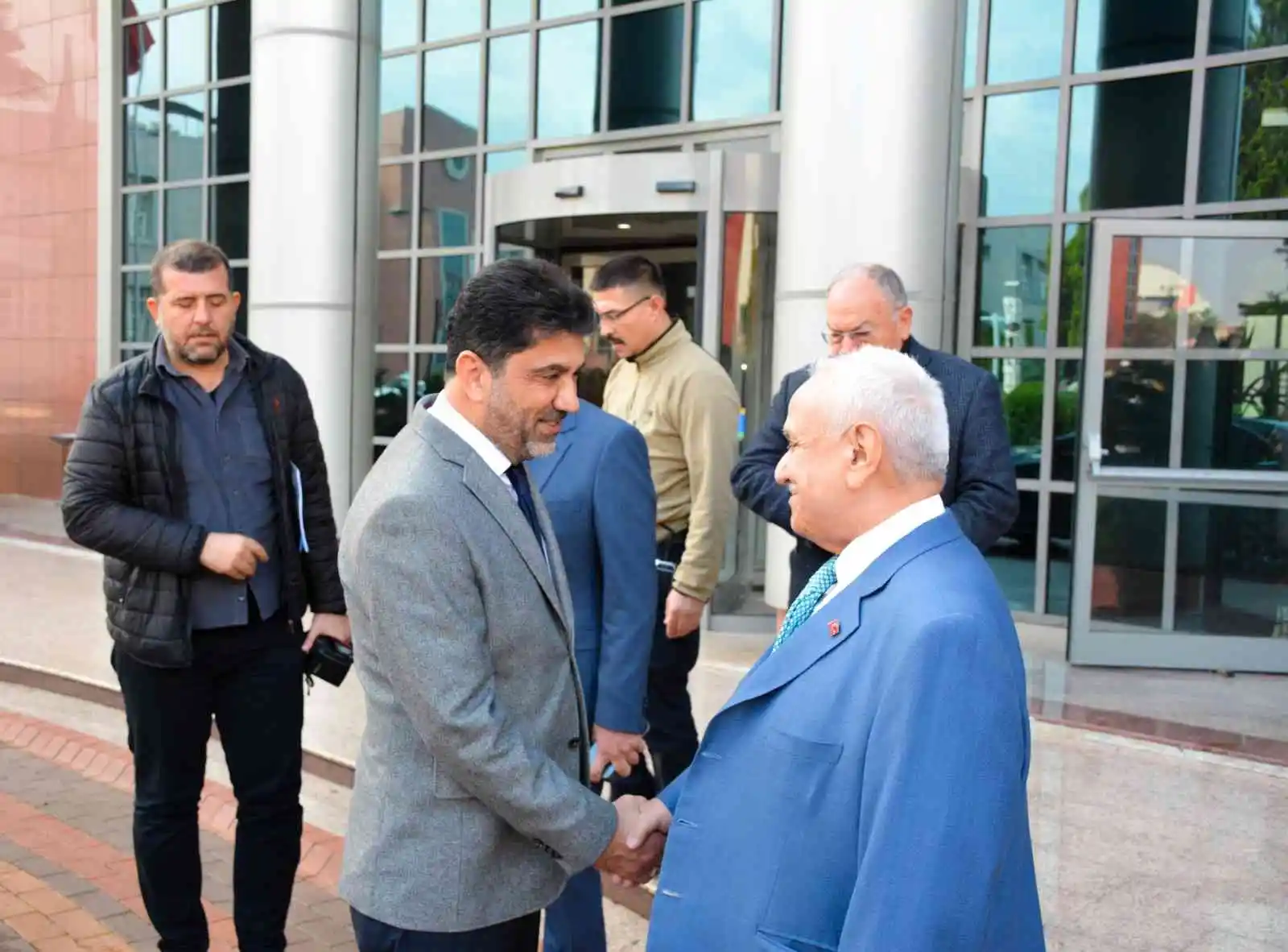 ADÜ Rektörü Aldemir, eski bakan Koç’u ağırladı