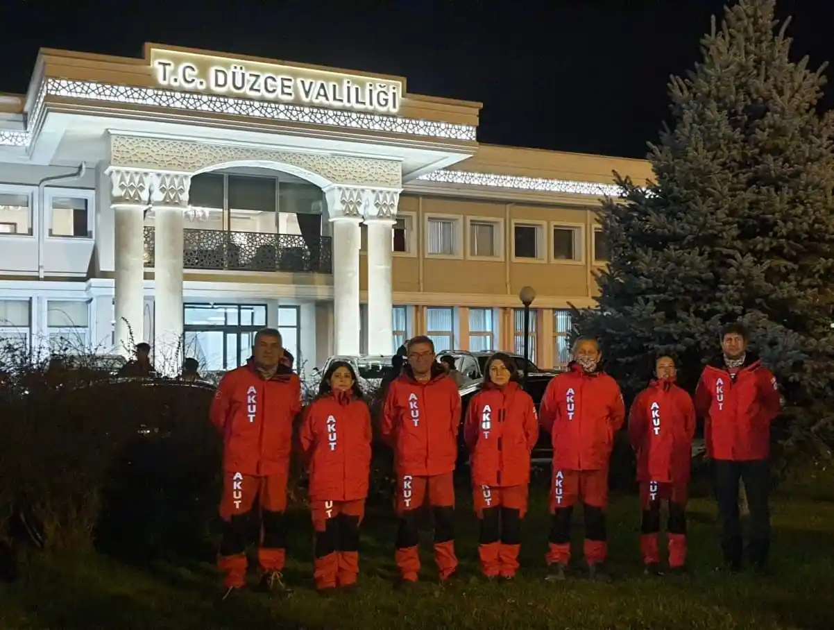 AKUT Eskişehir ekibi Düzce'ye gitti
