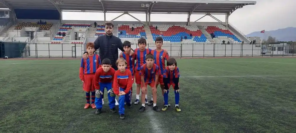 Akyazı’da futbol turnuvası düzenlendi