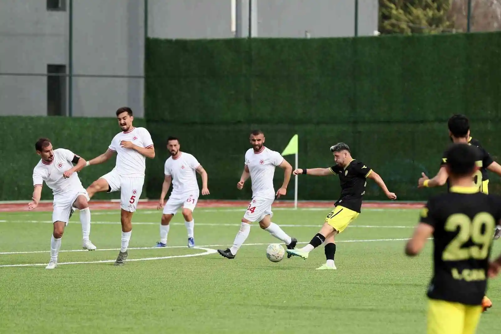 Aliağaspor FK, liderlik koltuğuna oturdu