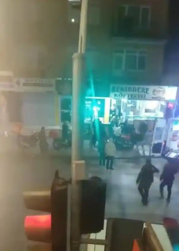 Alkol içtiği arkadaşları tarafından vurulan genç hayatını kaybetti