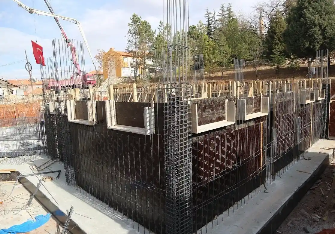 Altıntaş’ta yeni kaymakamlık hizmet binasının temeli törenle atıldı
