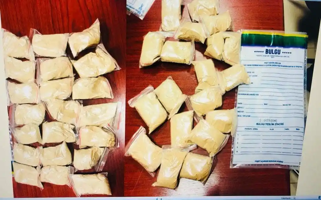 Ankara'da bin 750 gram eroin ele geçirildi