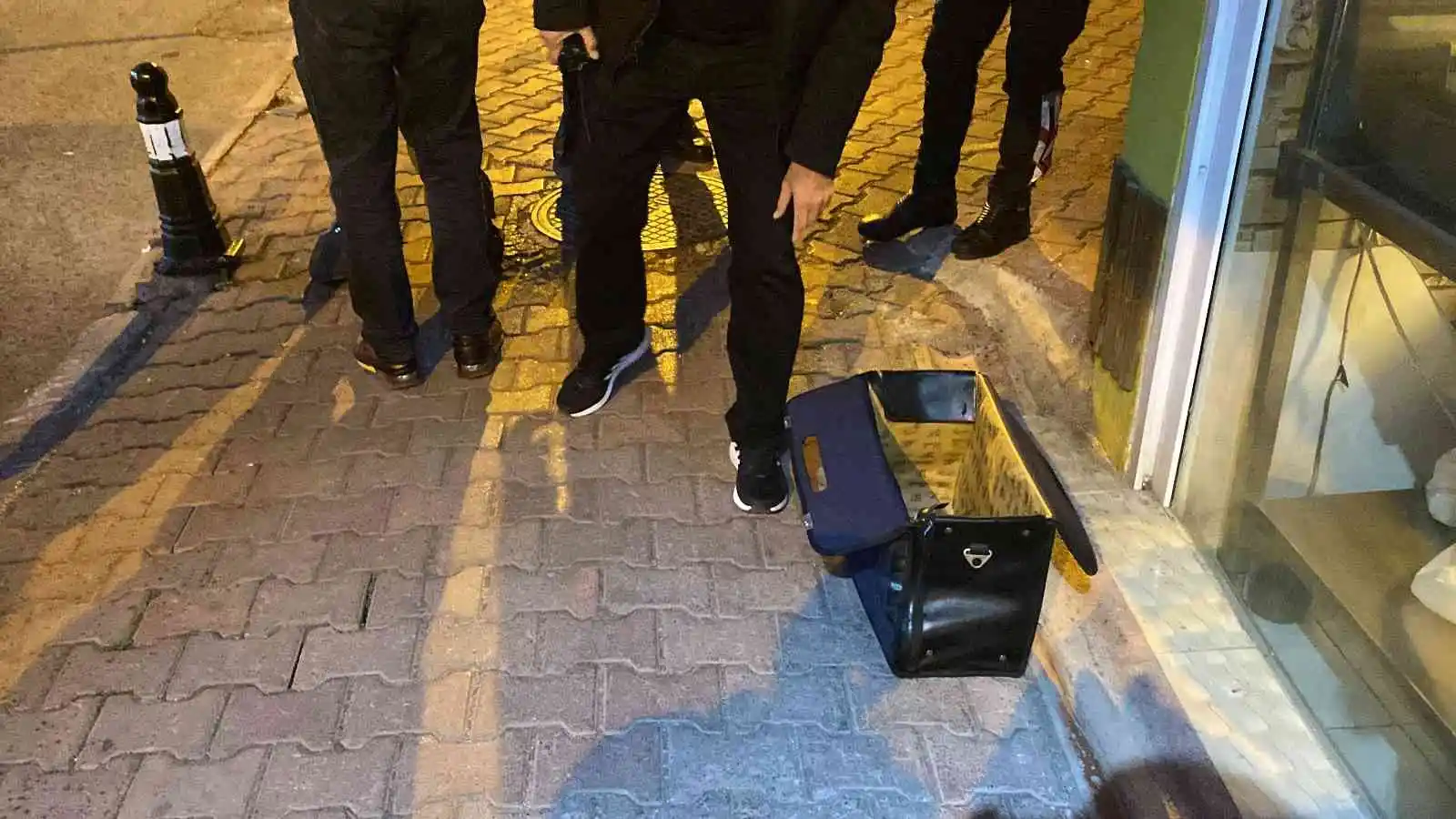 Antalya’da şüpheli çanta boş çıktı