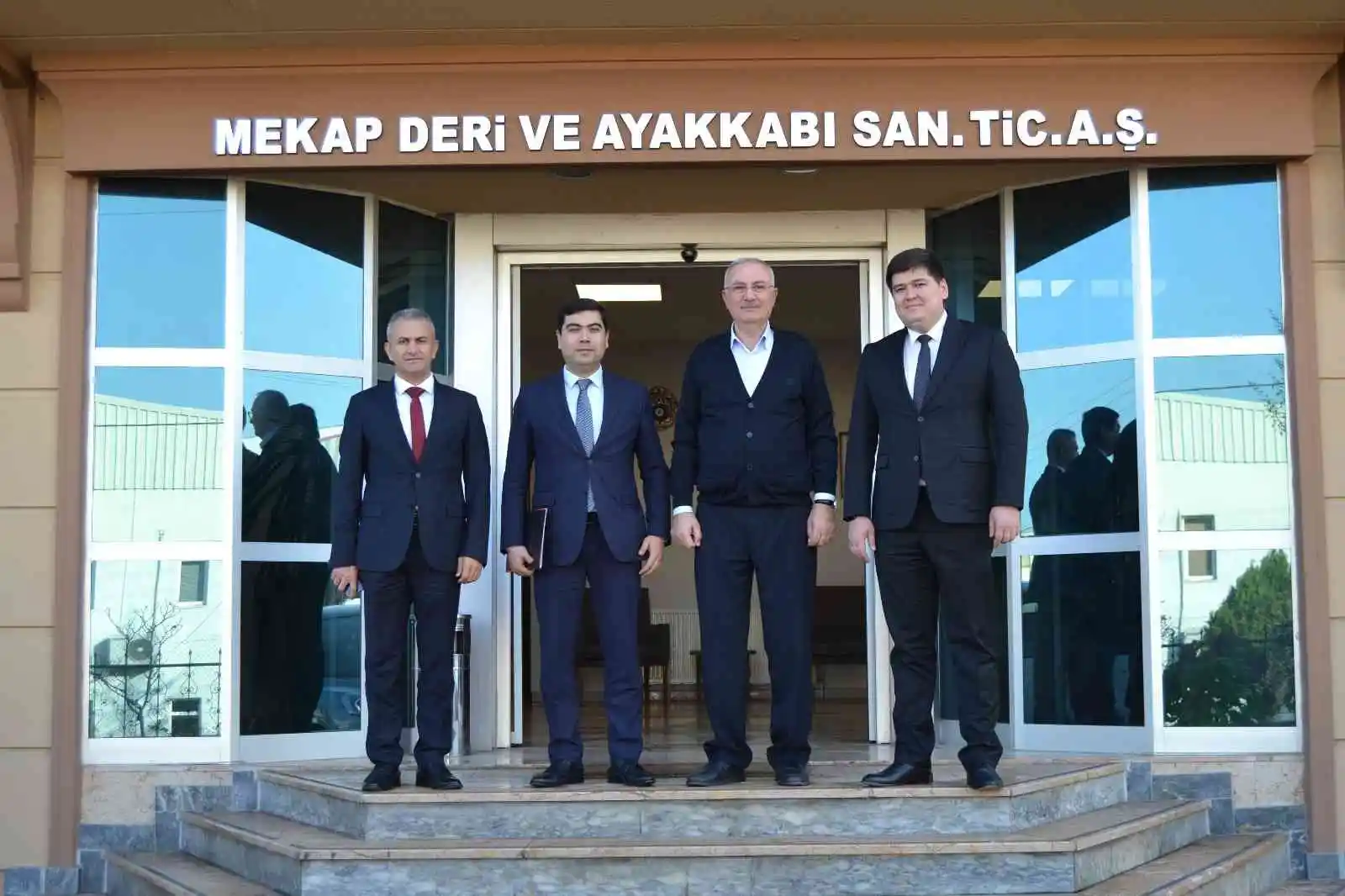 Arsin OSB Özbekistan Heyeti’ni ağırladı