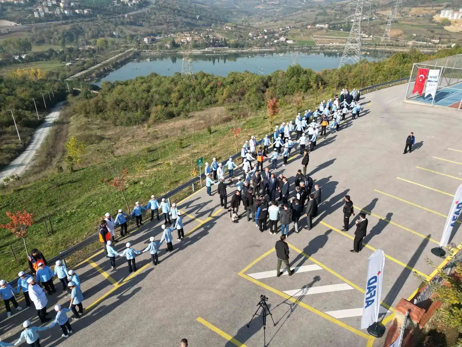 Asrın felaketini yaşayan şehirde hayat kurtaracak tatbikat
