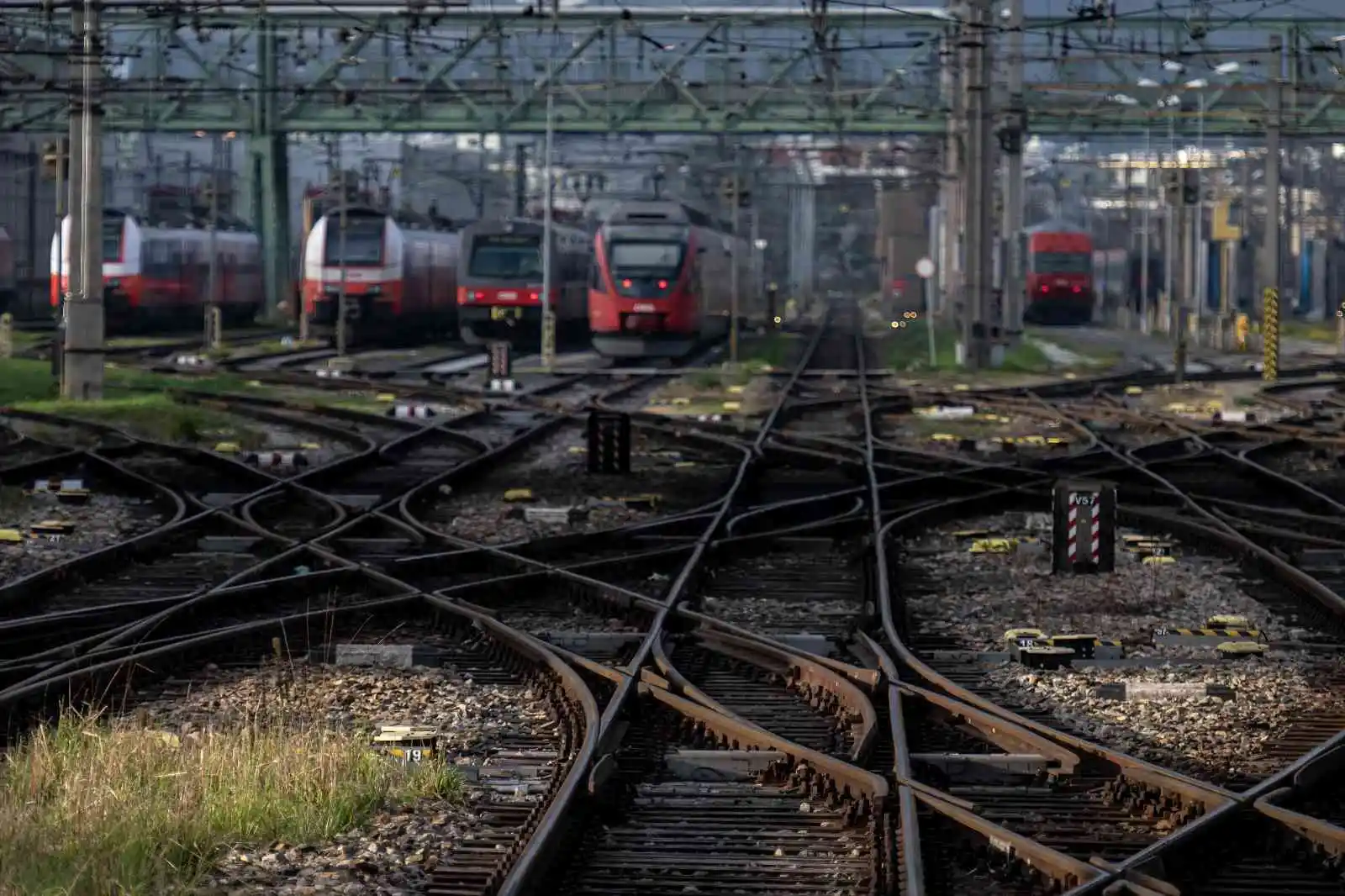 Avusturya’da demiryolu işçileri greve gitti
