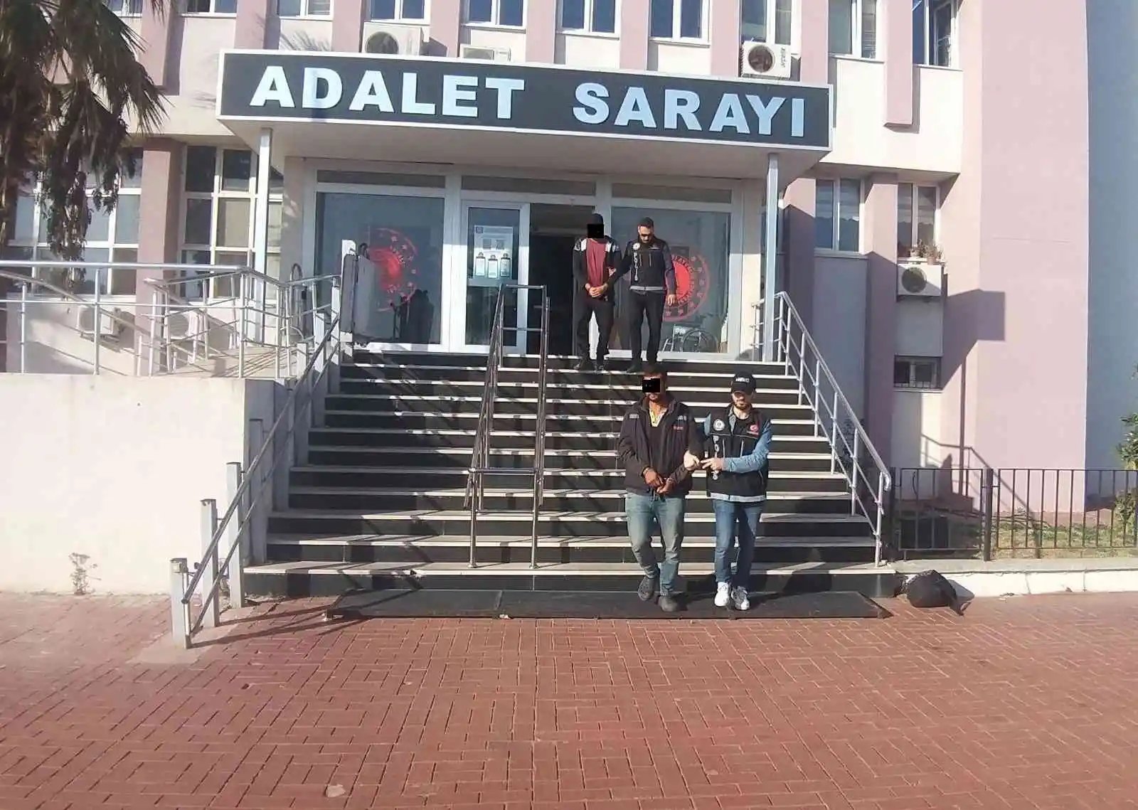 Ayvalık’ta uyuşturucu üreten ve satanlara göz açtırmıyorlar