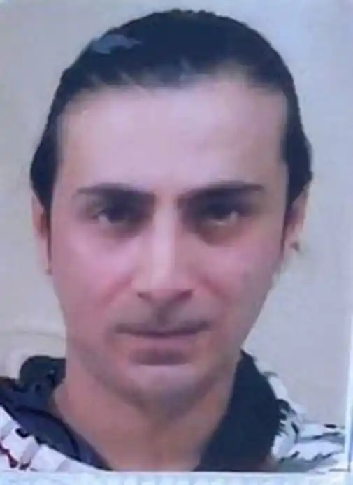 Azeri adam evinde ölü bulundu