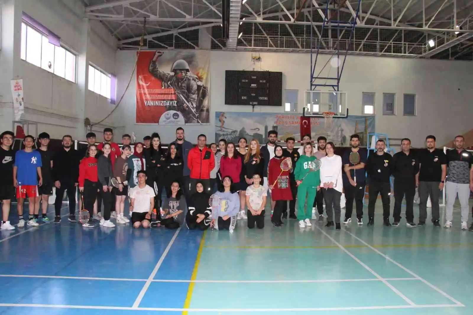 Badminton turnuvası sona erdi