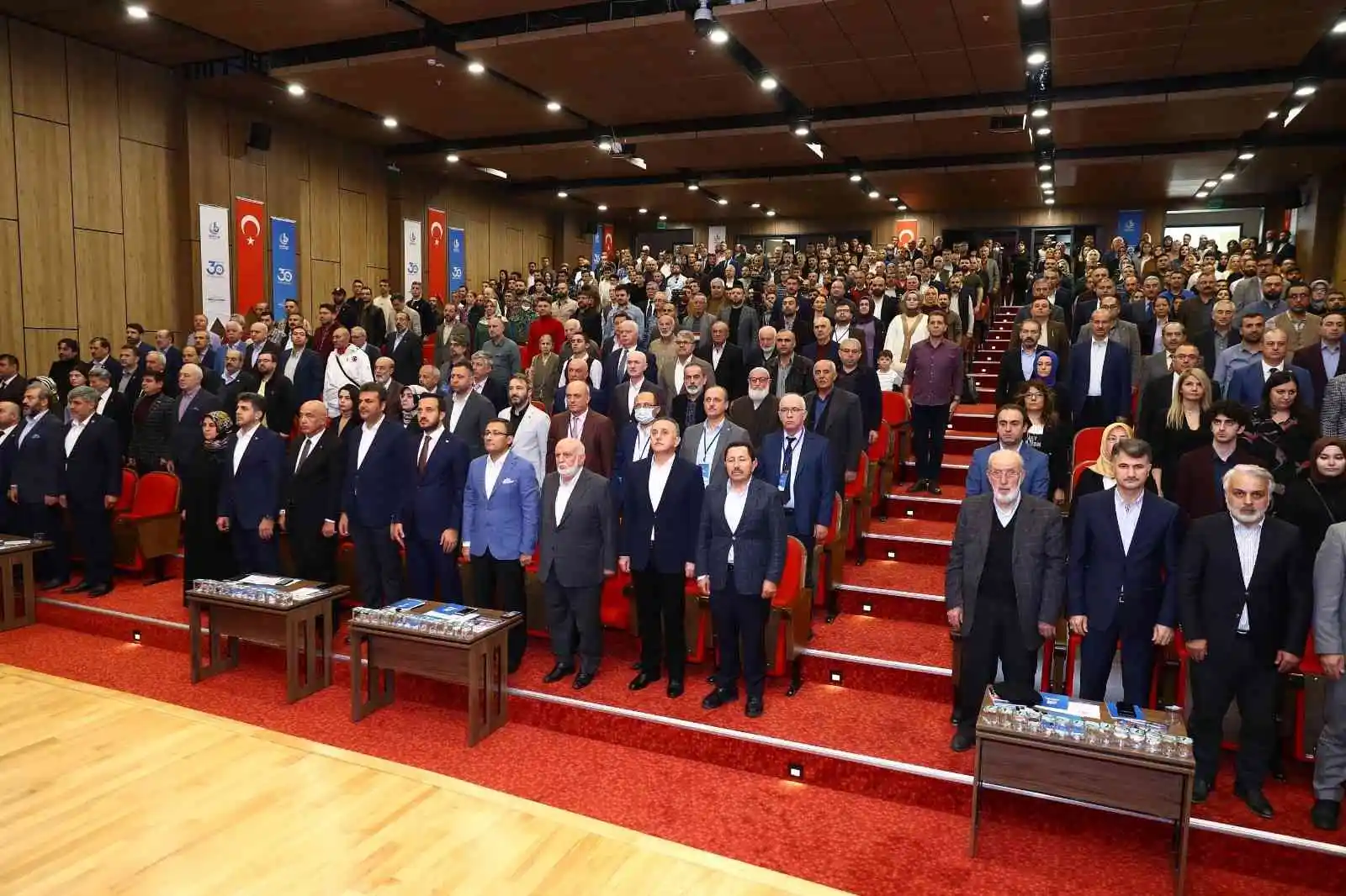Bağcılar Belediyesi'nin 30. kuruluş yıldönümü kutlandı