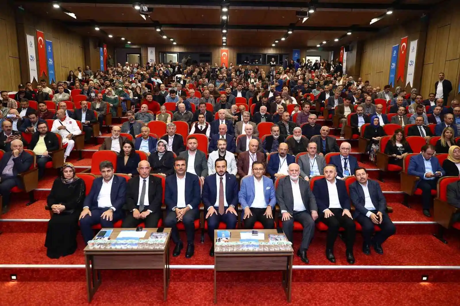 Bağcılar Belediyesi’nin 30. kuruluş yıldönümü kutlandı
