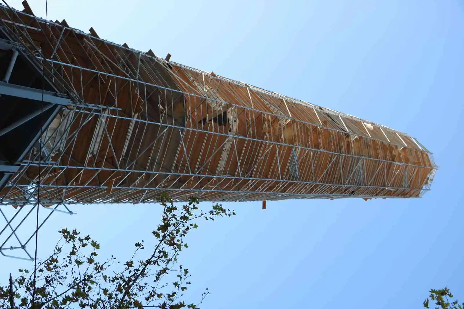 Bakan Kirişci, restorasyonu devam eden Selimiye’de incelemelerde bulundu