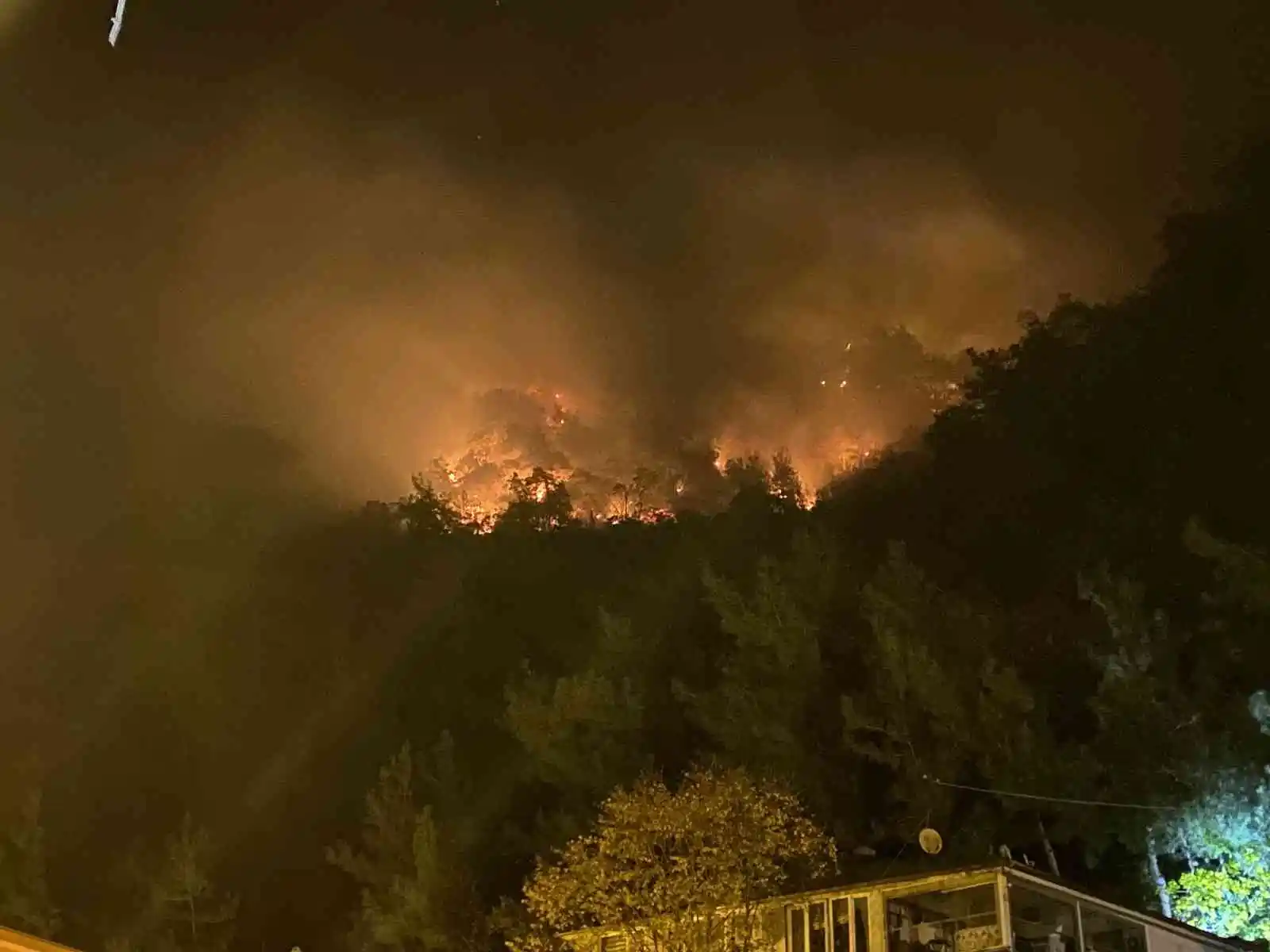 Bartın'da orman yangını: 4 kişi gözaltına alındı