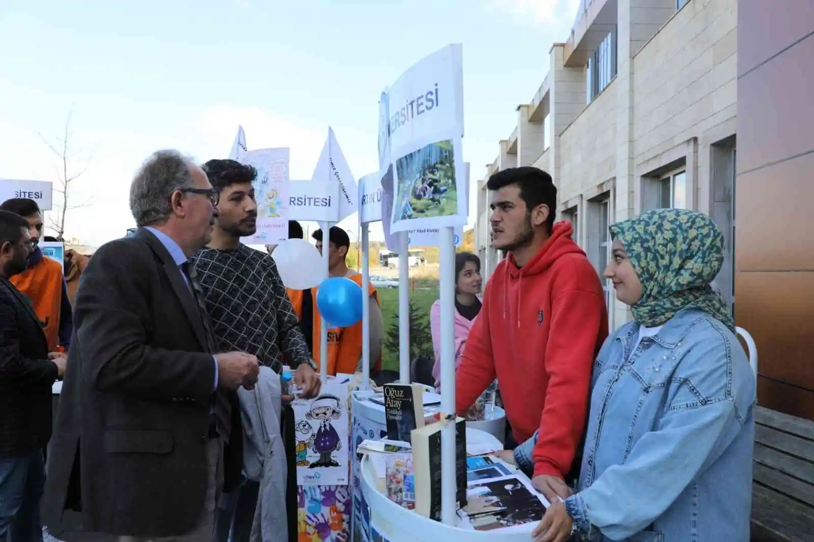 BARÜ’de ‘Öğrenci Kulüpleri Tanıtım Fuarı’ yapıldı
