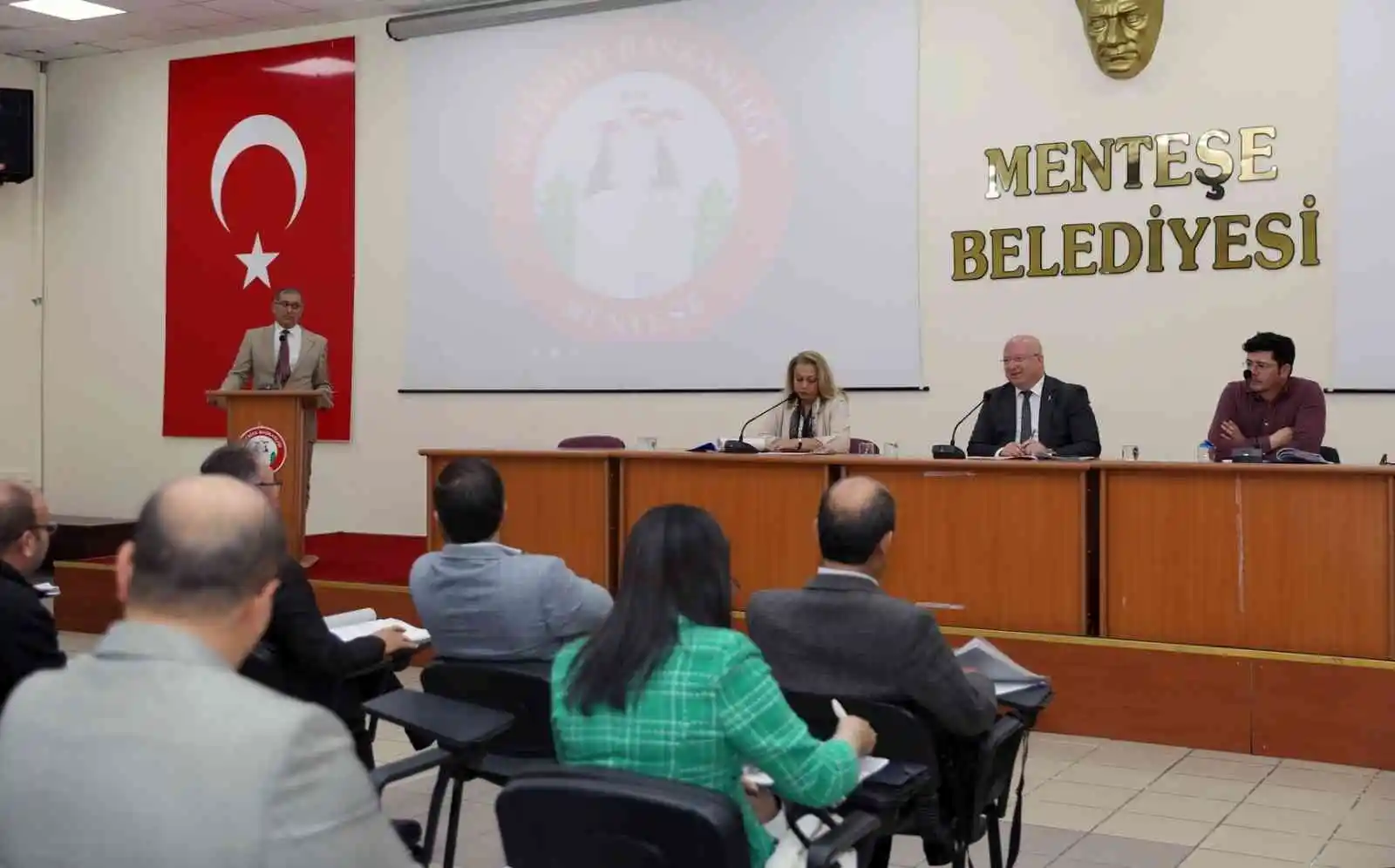 Başkan Gümüş, meclis üyelerini bilgilendirdi
