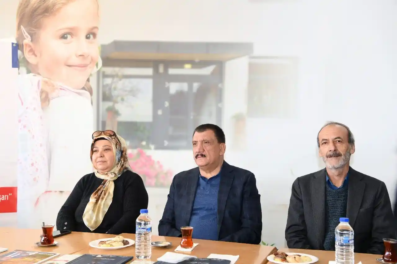 Başkan Gürkan: Öncelikli tek projemiz, sosyal entegrasyon
