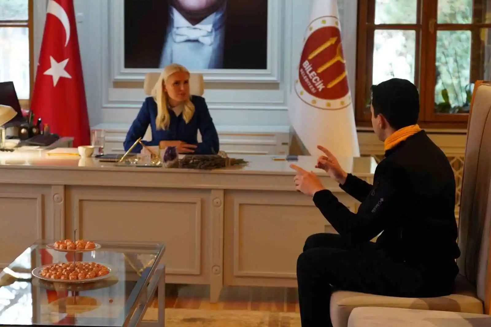 Başkan V. Subaşı halkın talep ve görüşlerini dinlemeye devam ediyor