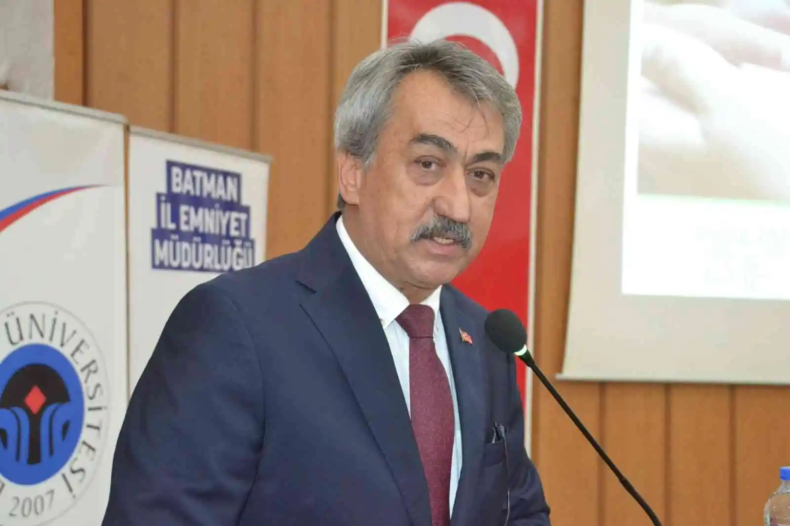 Batman’da “En İyi Narkotik Polisi Anne” eğitimi