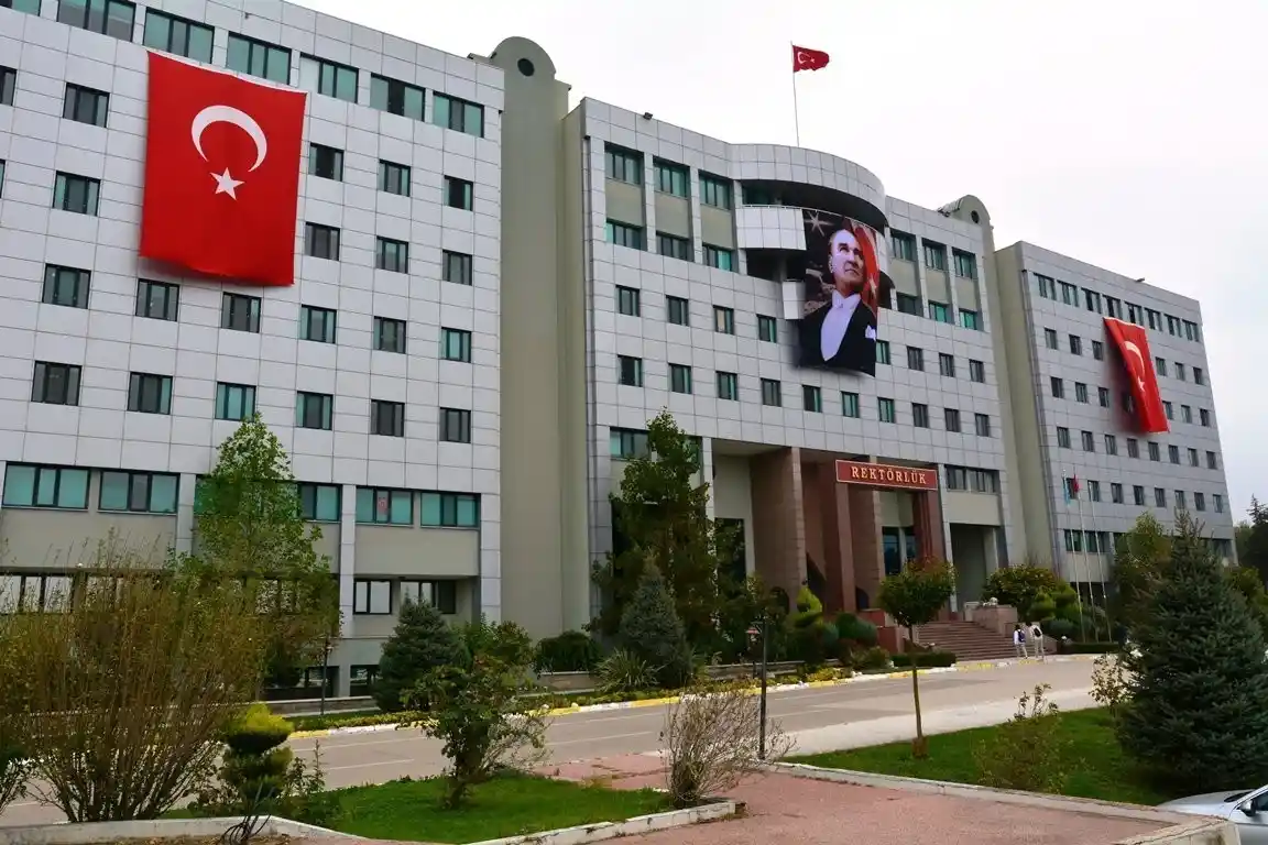 BAÜN’de Kongre ve Kültür Merkezine ’Atatürk’ adı eklendi