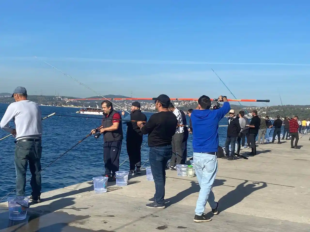 Beykoz’da 200 kişinin katıldığı “Balık Tutma Yarışması” renkli görüntüler oluşturdu
