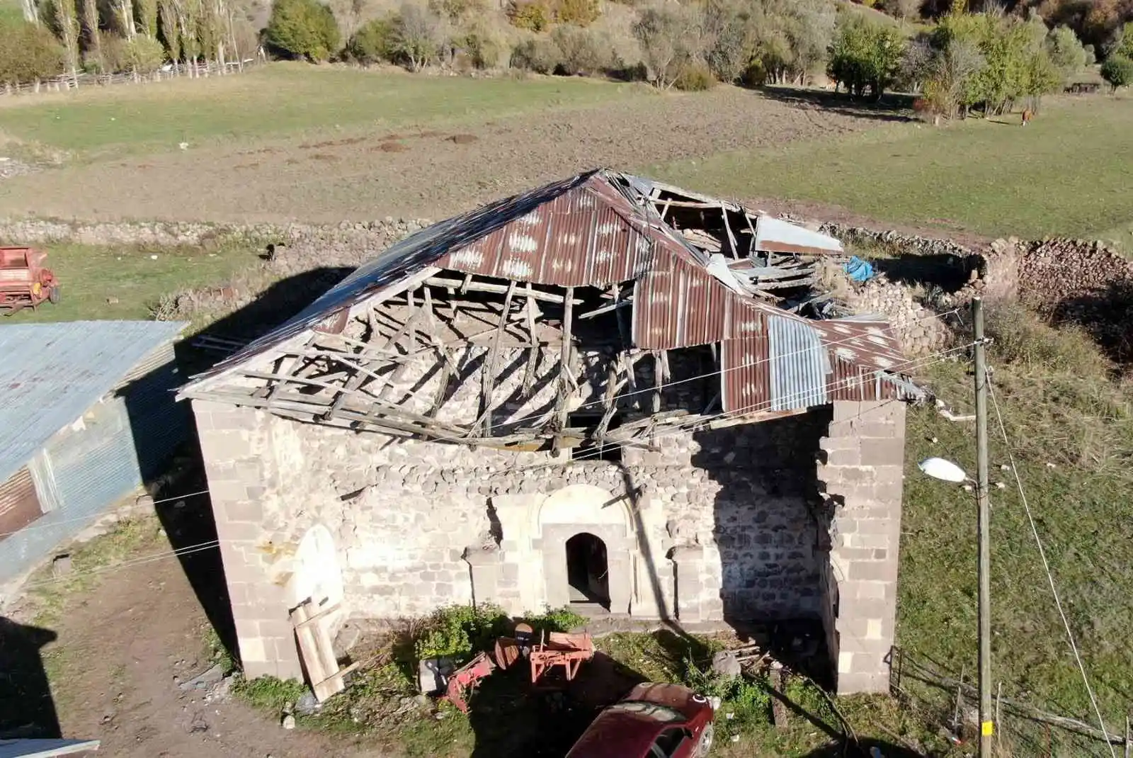 Bir zamanlar cami olarak kullanıldı, atıl durumdaki kilise restore edilmeyi bekliyor
