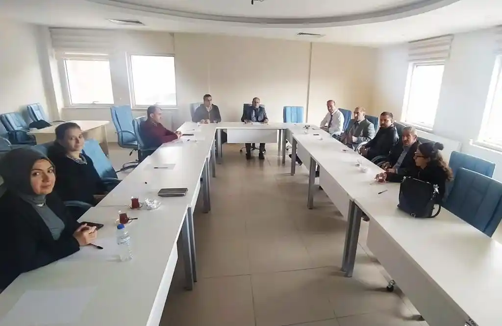 Bitlis'te 'Mesleki Bilgi Rehberlik ve Danışmanlık Hizmetleri Alt Çalışma Grubu Toplantısı' yapıldı