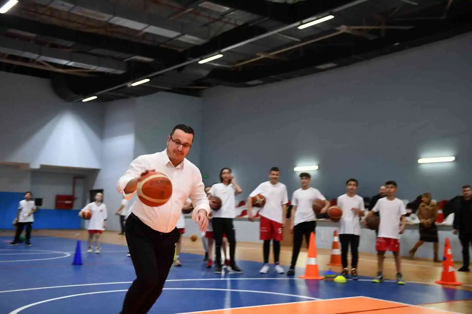 Bu takımdaki sporcular kitap okumadan maça başlayamıyor