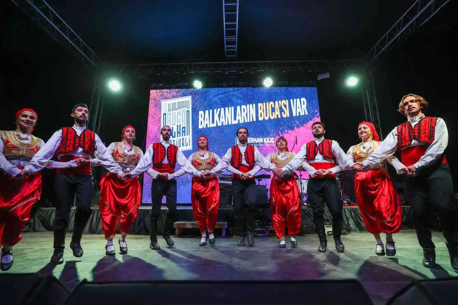 Buca’da coşkulu Balkan Festivali
