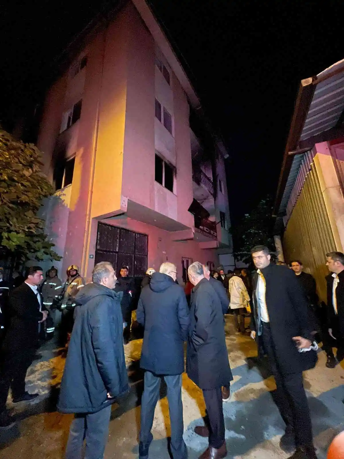 Bursa’da yangın faciası 8’i çocuk 9 kişi hayatını kaybetti