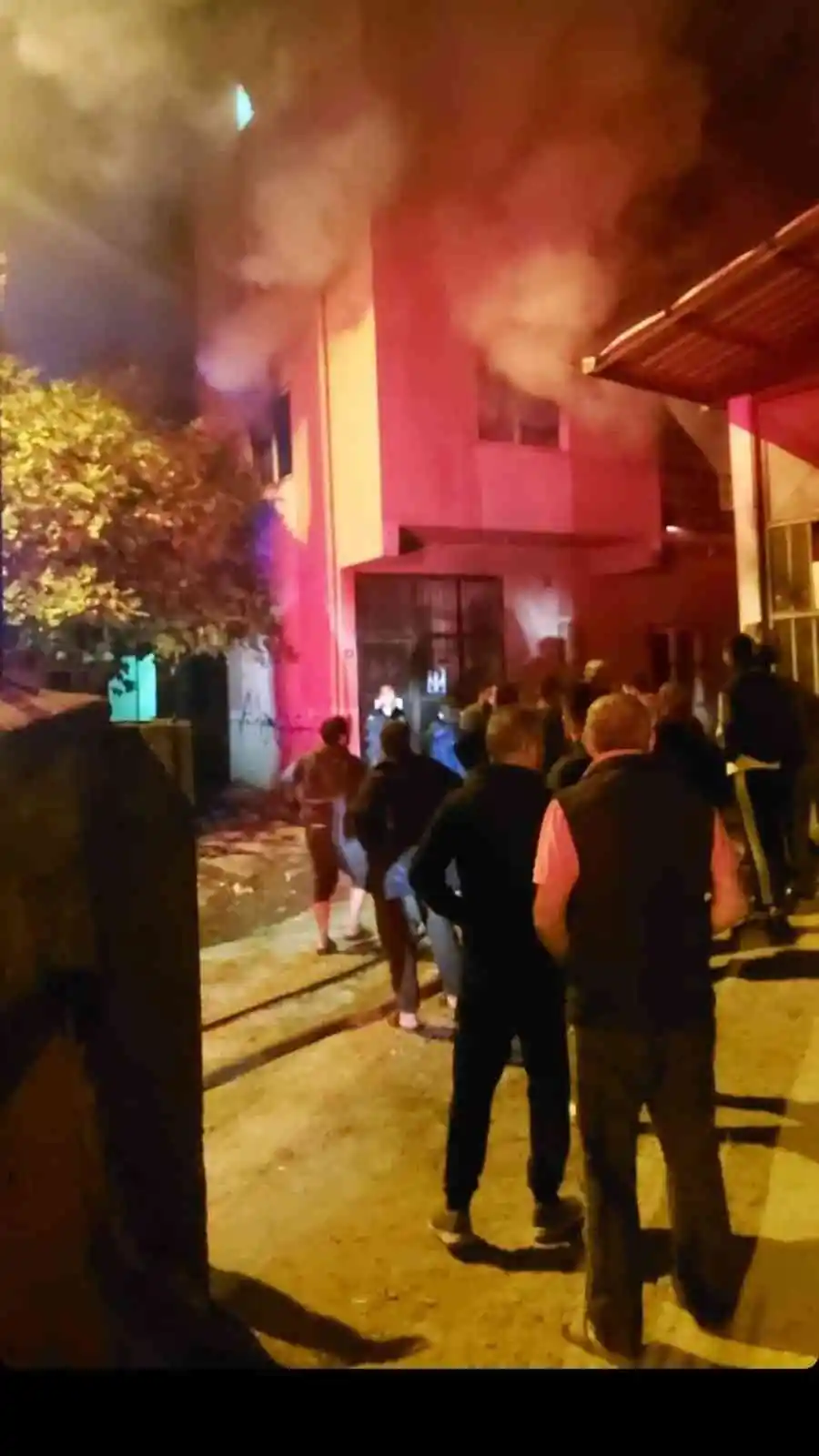 Bursa’da yangın faciası 8’i çocuk 9 kişi hayatını kaybetti