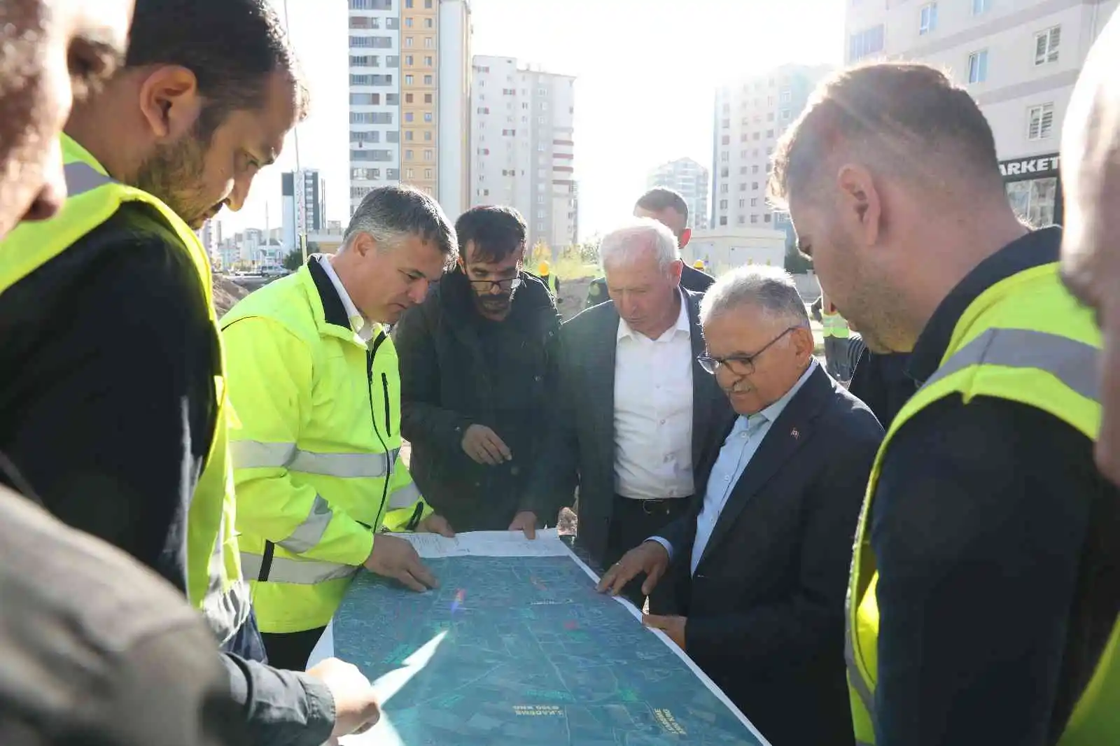 Büyükkılıç, Turkovac’ın mucidinin ismini taşıyacak yolu inceledi
